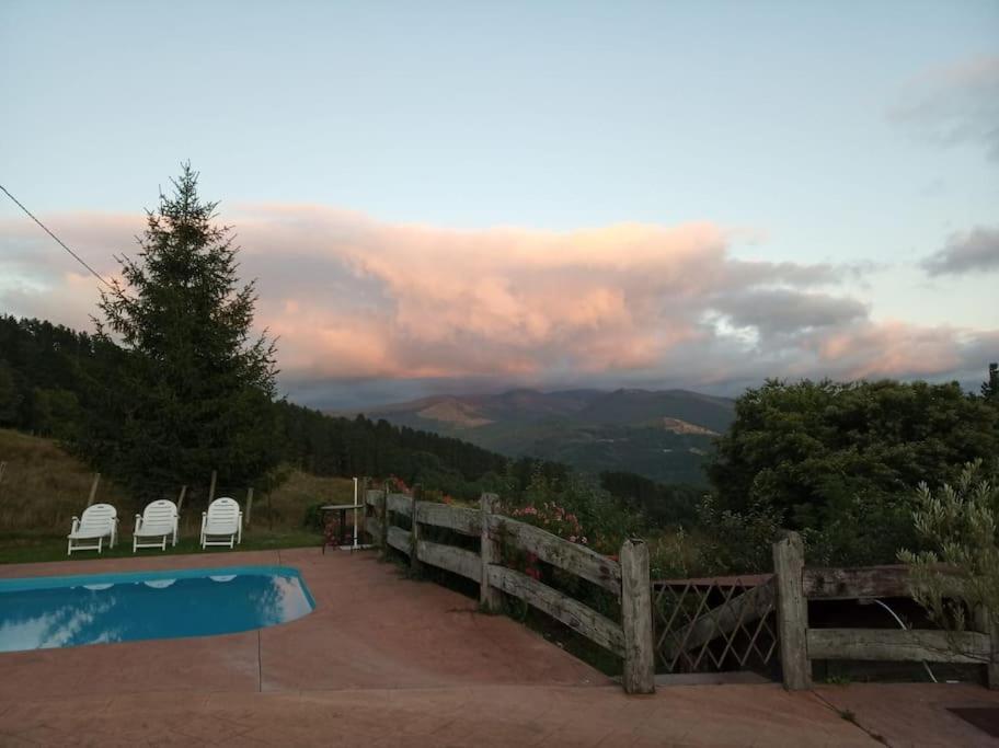 Caserio Vasco Con Piscina Y Barbacoa Orozko Extérieur photo
