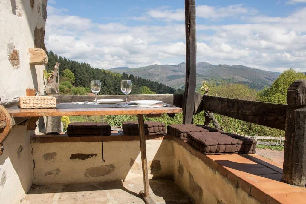 Caserio Vasco Con Piscina Y Barbacoa Orozko Extérieur photo