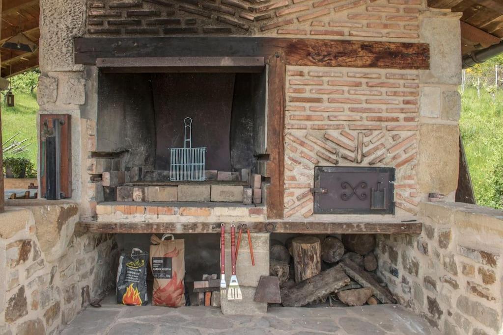 Caserio Vasco Con Piscina Y Barbacoa Orozko Extérieur photo